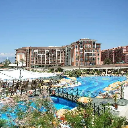 Justiniano Wish Side Hotel 4*